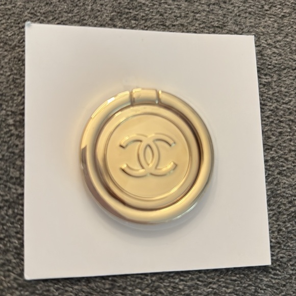 Chanel Beauté Elegant White Packaging brand new - Picture 3 of 4